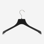 Gruccia personalizzabile – gruccia per abiti – gruccia in plastica riciclata nera – C3 - depla