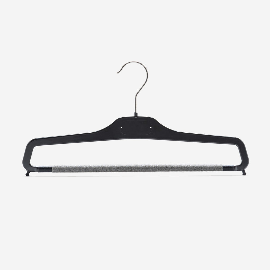 Gruccia personalizzabile – gruccia per pantaloni – gruccia in plastica riciclata nera – P3SP - depla